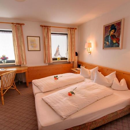 Hotel Adler Garni Hirschegg  Bagian luar foto