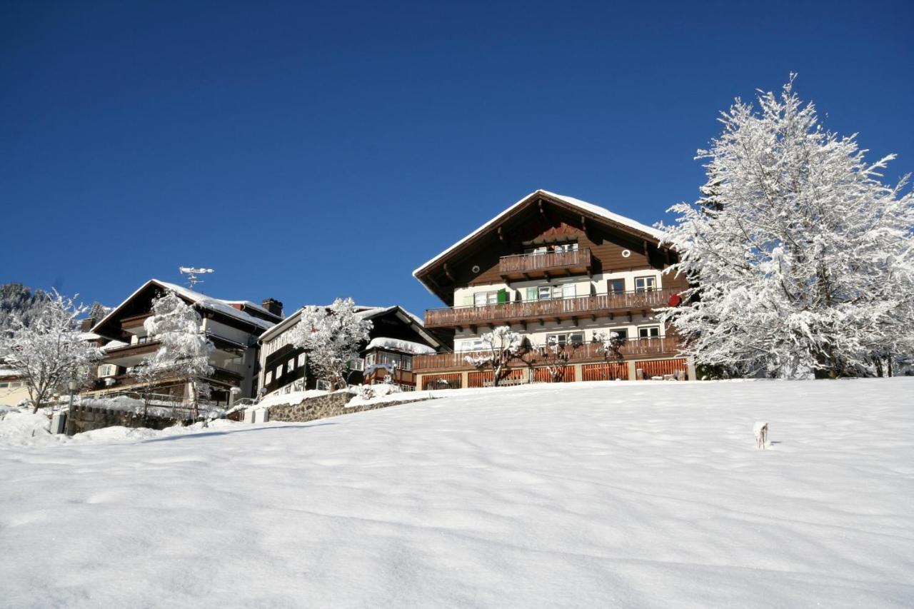Hotel Adler Garni Hirschegg  Bagian luar foto