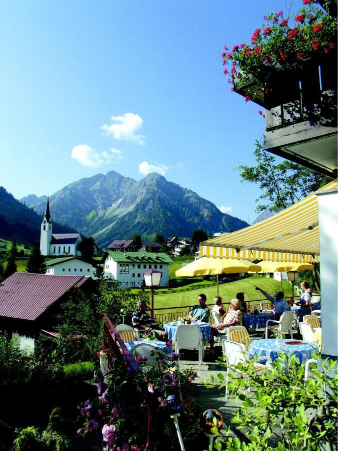 Hotel Adler Garni Hirschegg  Bagian luar foto