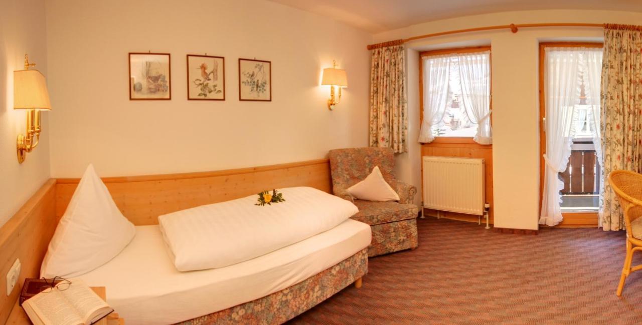 Hotel Adler Garni Hirschegg  Bagian luar foto